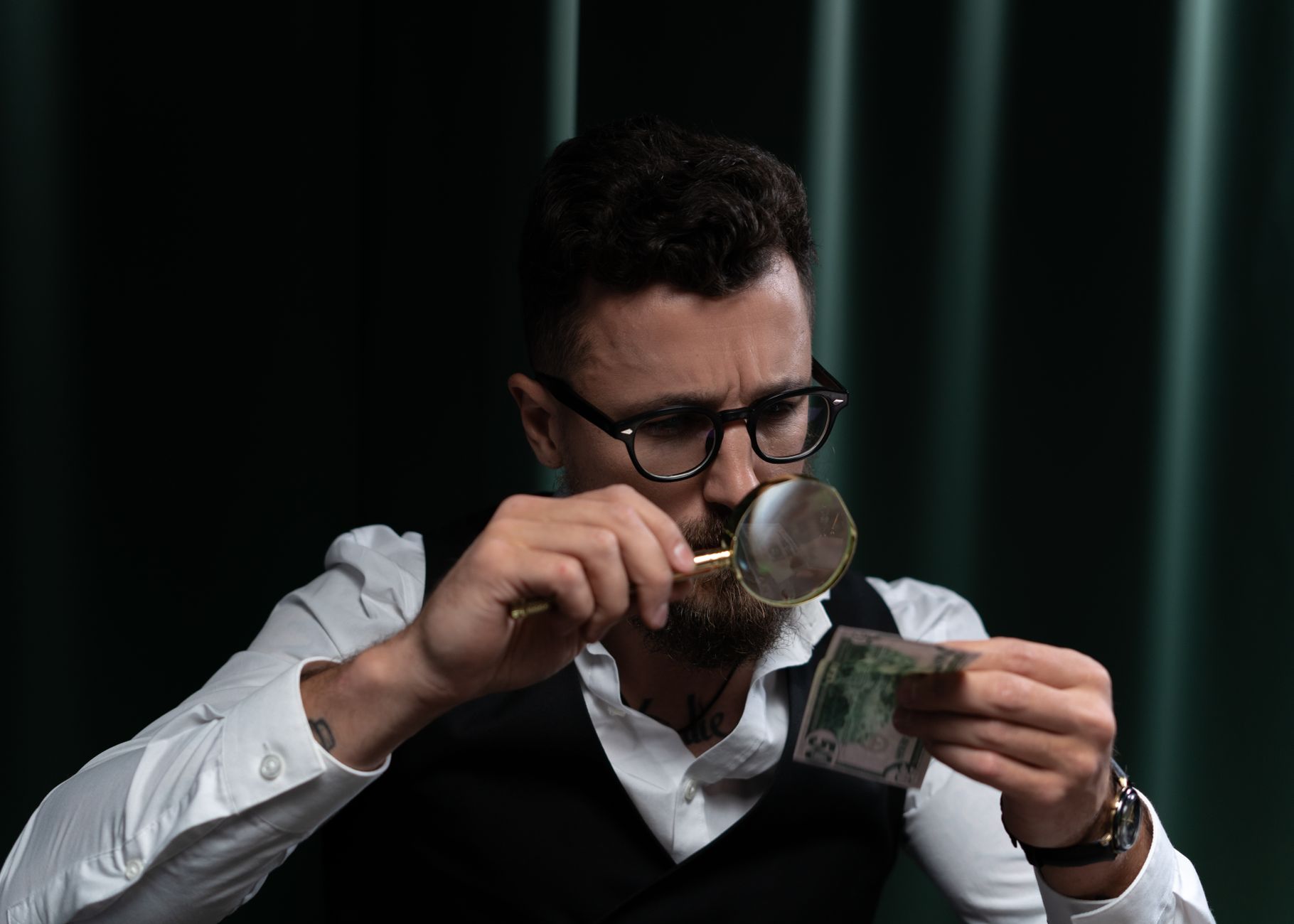 silver counterfeit detection guide, photo by cottonbro studio