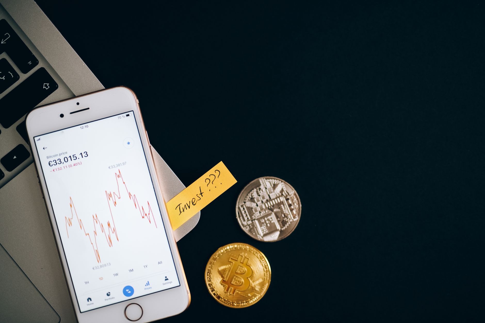 silver spot price explained what it means, photo by Leeloo The First