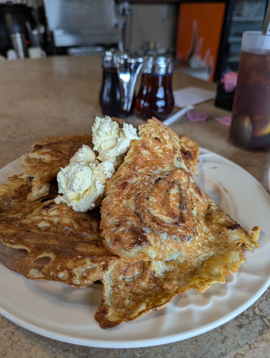 Pancakes at The Plainsman